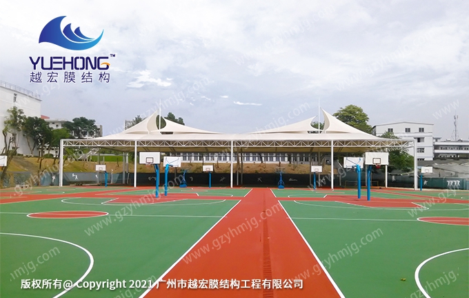 越宏風(fēng)雨球場(chǎng)膜結(jié)構(gòu)實(shí)現(xiàn)大大球場(chǎng)活動(dòng)空間
